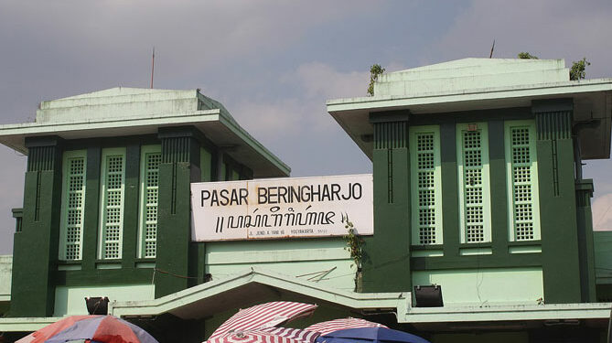 Pasar Beringharjo Yogyakarta