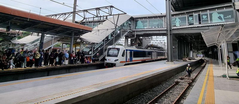 Jadwal Keberangkatan dan Kedatangan KRL