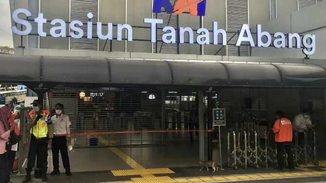 Stasiun Tanah Abang Jakarta