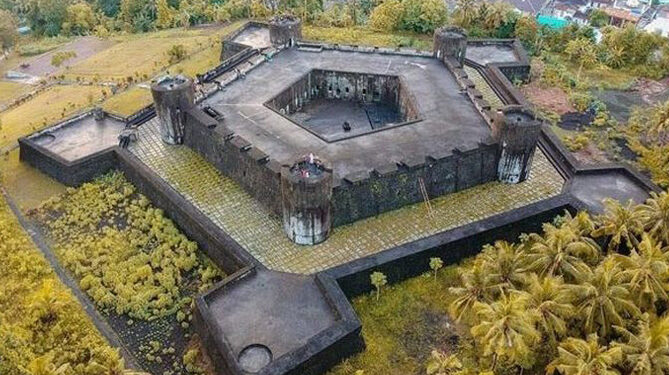 Benteng Belgica Banda Neira