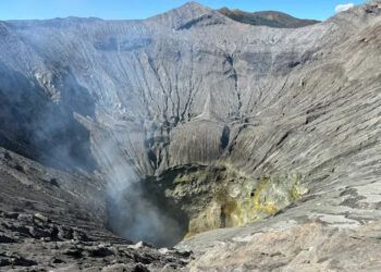 Kawah Gunung Bromo