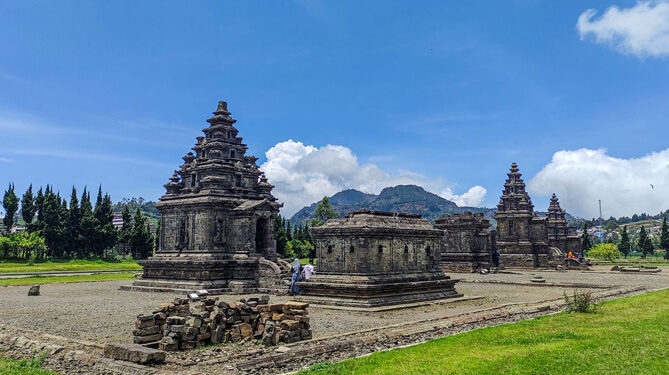 Candi Arjuna Dieng