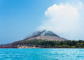 Gunung Anak Krakatau Pesona Gunung Api di Tengah Laut