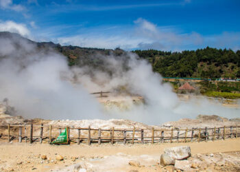 Kawah Sikidang Dieng Fenomena Alam Unik dan Memikat