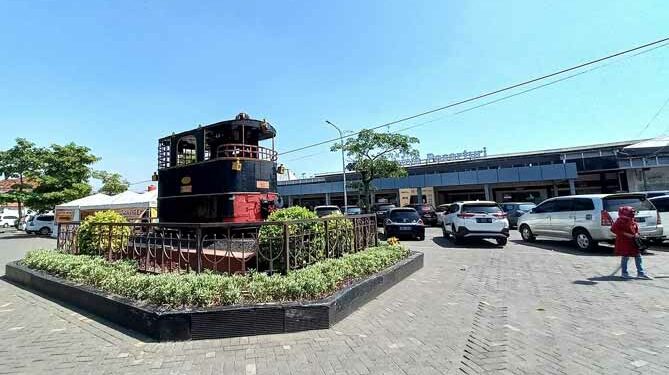 Stasiun Pasar Turi Surabaya Pusat Jalur Utara Jawa
