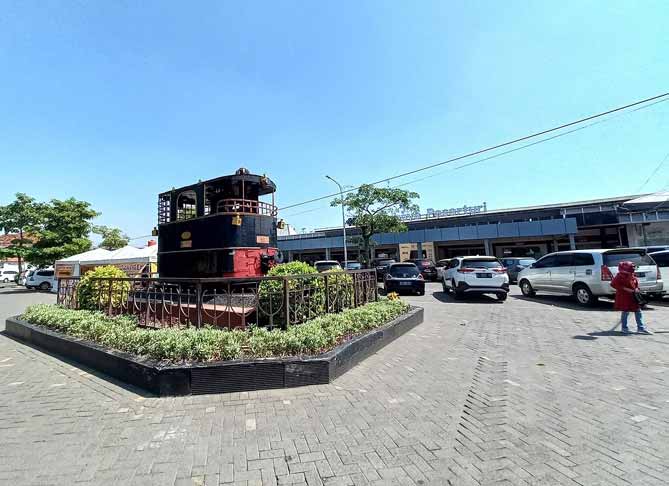 Stasiun Pasar Turi Surabaya Pusat Jalur Utara Jawa
