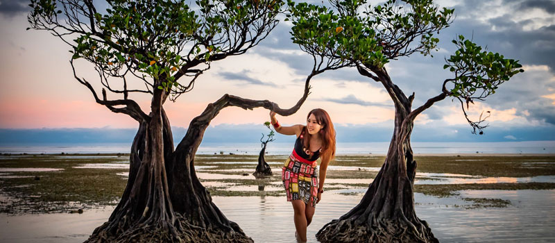 Aktivitas Seru di Pantai Walakiri