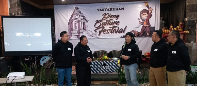 Penyelenggara dan Partisipasi Lokal
