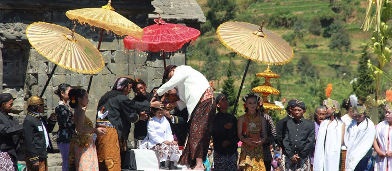 Sejarah dan Latar Belakang Dieng Culture Festival