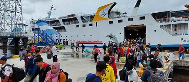 Fungsi-Ganda-Penumpang-dan-Industri-Pelabuhan-Panglima-Utar-Kumai