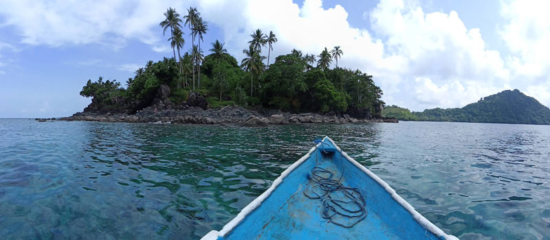 Aktivitas Wisata Snorkeling Diving Trekking Ringan