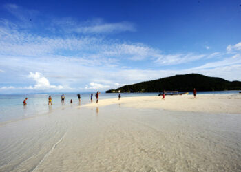 Pasir Timbul Mansuar Raja Ampat