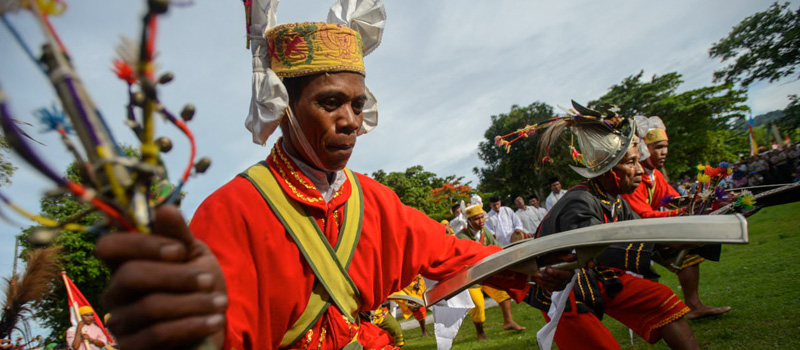 Kehidupan Sosial dan Budaya Masyarakat Lonthoir