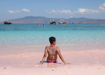 Long Beach Labuan Bajo