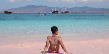 Long Beach Labuan Bajo