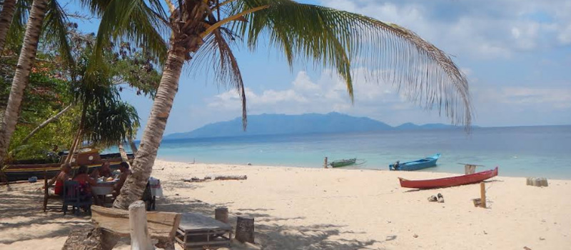 Menyambut Keindahan Alam Yang Memukau Pulau Hatta