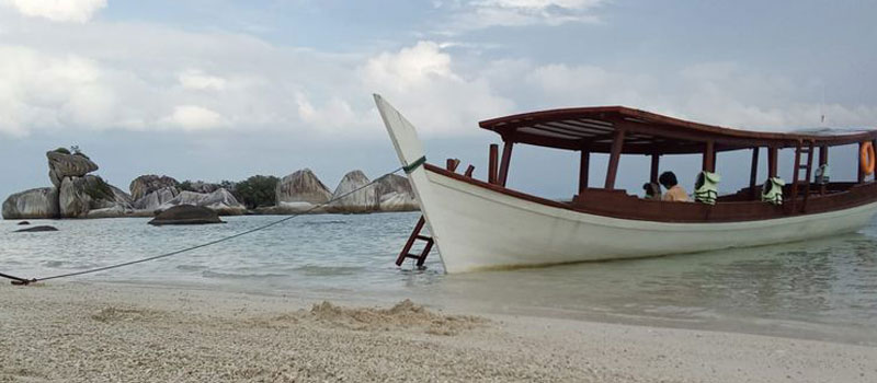 Peran Batu Burung Garuda dalam Pariwisata Belitung dan Dampak Ekonominya