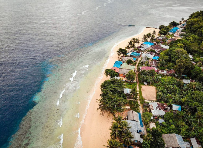 Pulau Hatta Banda Neira : Keindahan Alam dan Sejarahnya