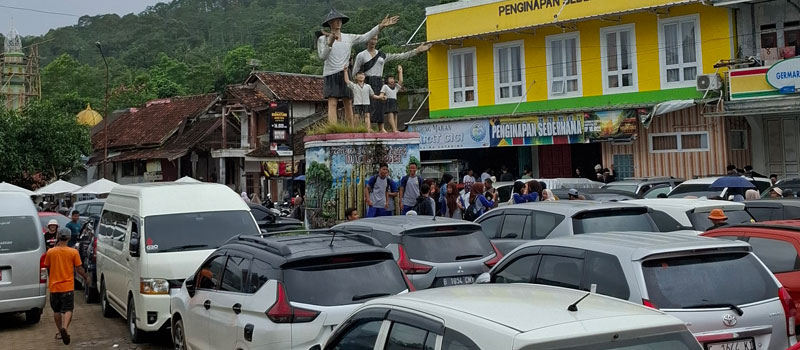 Faktor Musim dan Waktu terhadap Harga Open Trip Baduy 2026