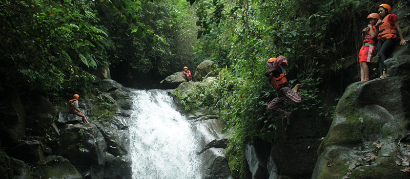 Tips Berkunjung Aman dan Nyaman ke Curug Naga