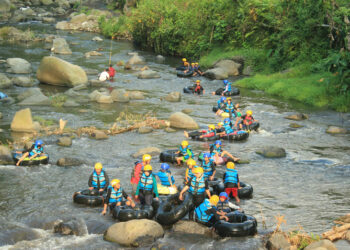 Apa Itu River Tubing