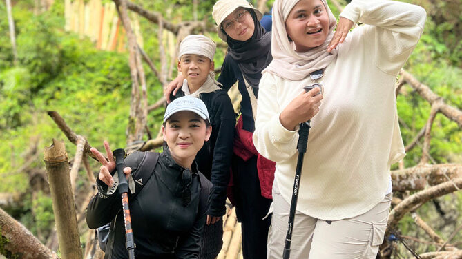 Baduy Dalam Dan Luar