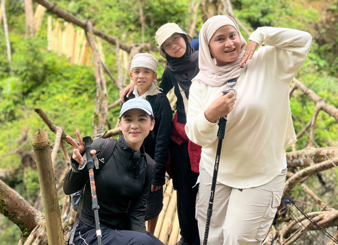 Baduy Dalam Dan Luar : Perbedaan, Budaya, dan Wisata