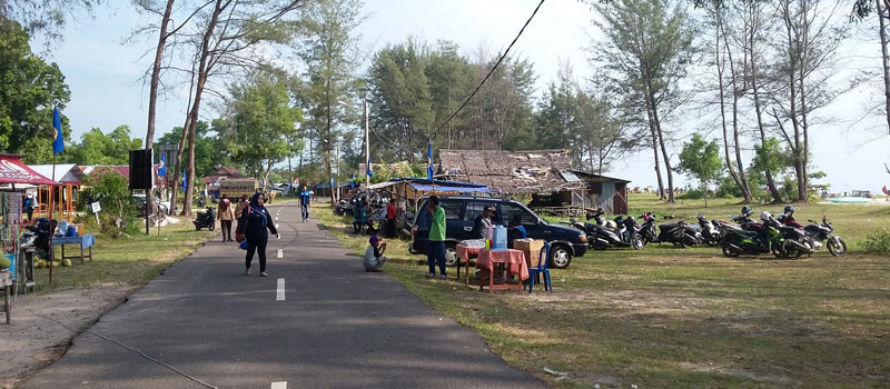 Fasilitas dan Aktivitas Wisata Yang Memadai Pantai Serdang