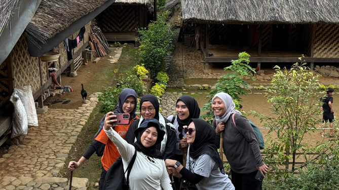 Harga Open Trip Baduy Weekend