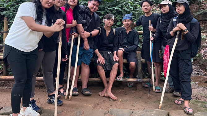 Waktu Tempuh Trekking Baduy