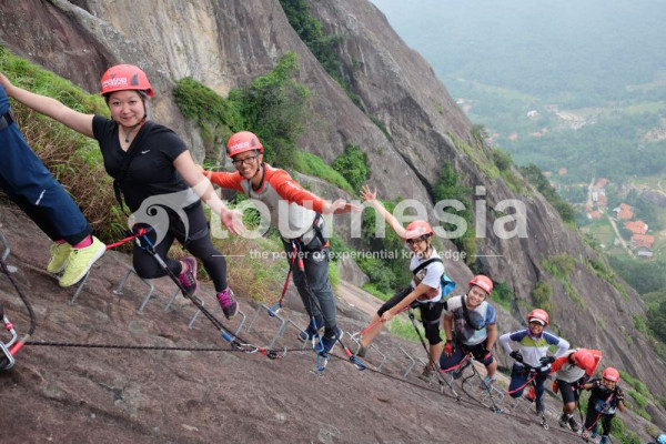 Safery climb Via Ferrata
