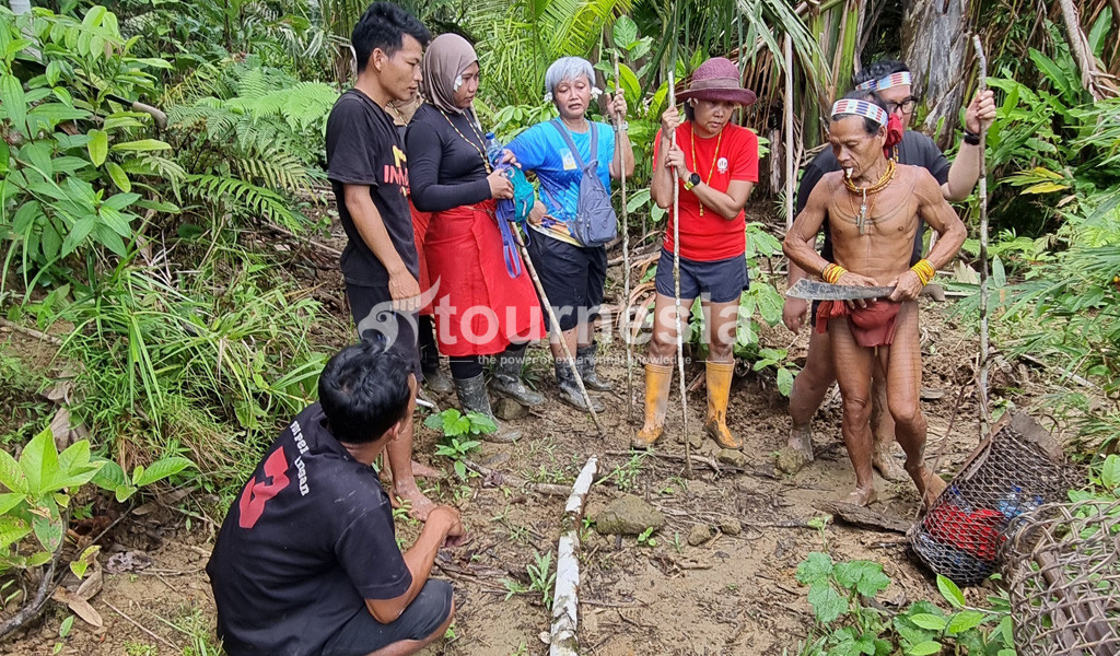 Open Trip Pulau Mentawai 001