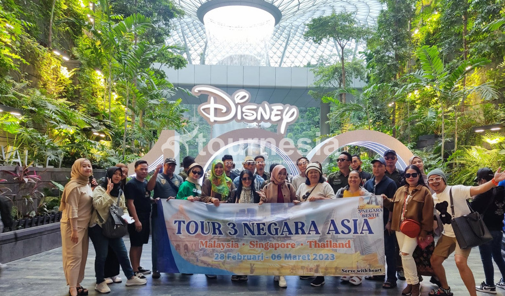Open Trip 3 Negara Asia Malaysia Singapore Thailand 003