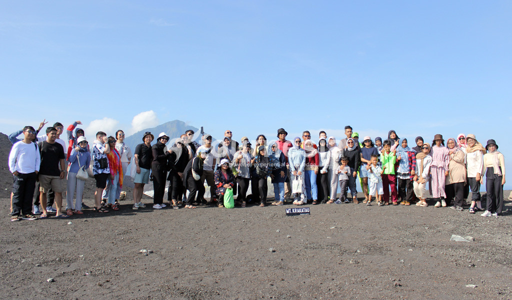 Open Trip Gunung Krakatau 001