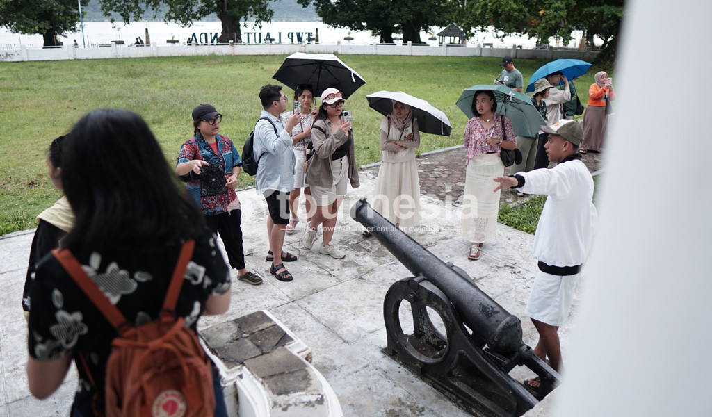 Open Trip Banda Neira 003