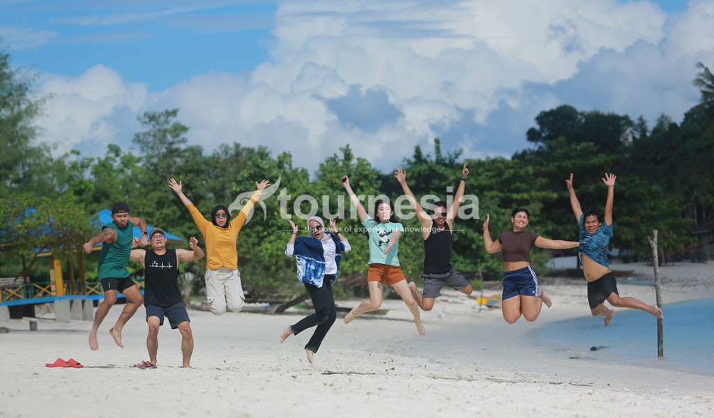 Open Trip Luwuk Banggai 002