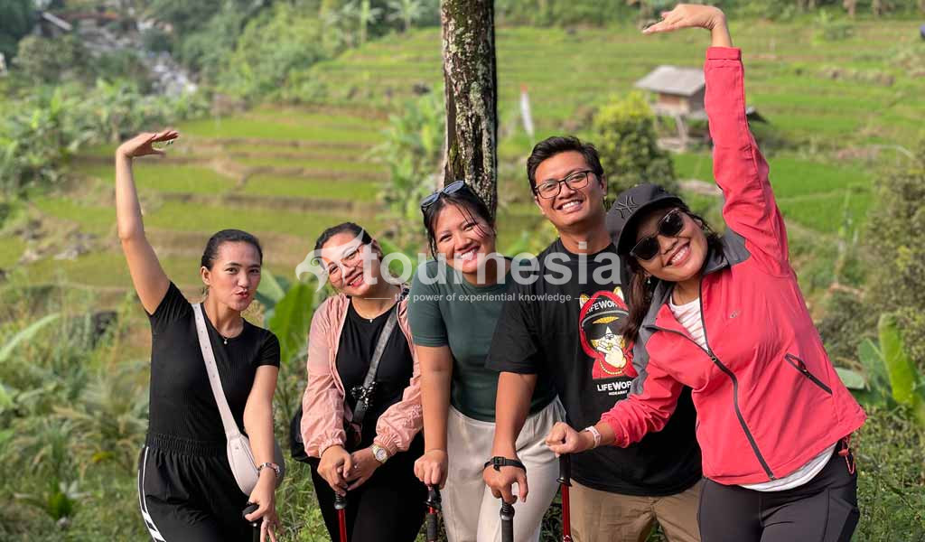 Open Trip Trekking Sentul 001