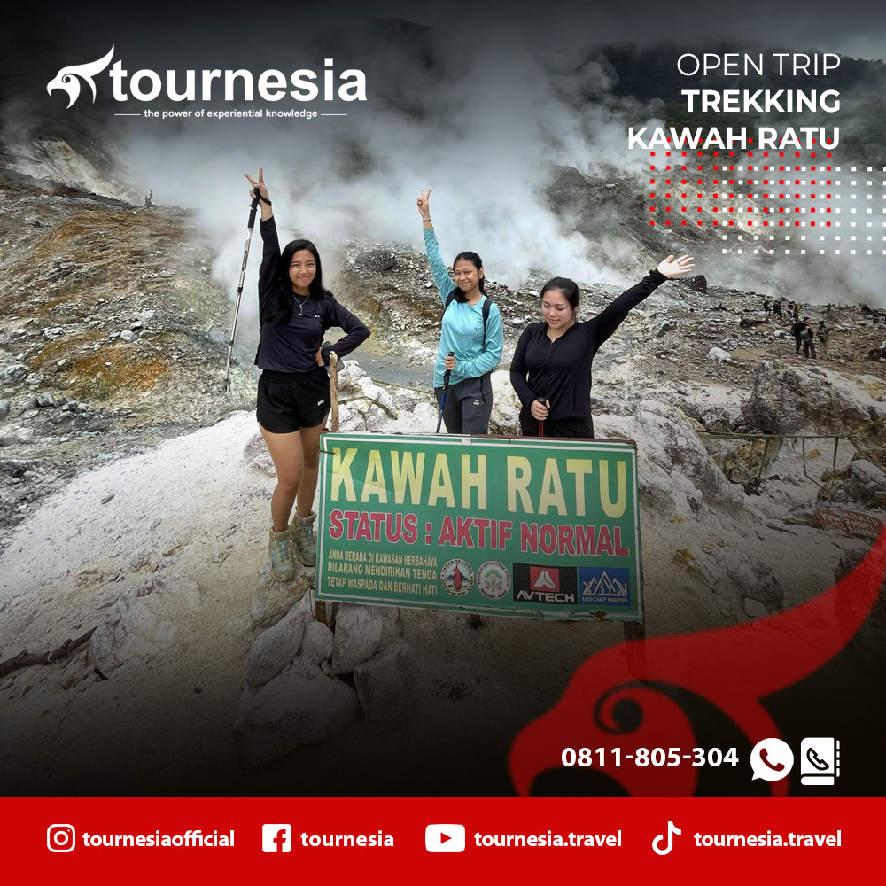 Trekking Kawah Ratu